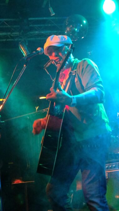 写真：Mariana CAFE Acoustic Live