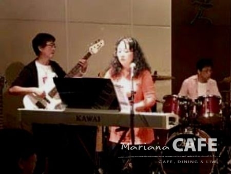 写真：Mariana CAFE 6th Anniversary Acoustic Live
