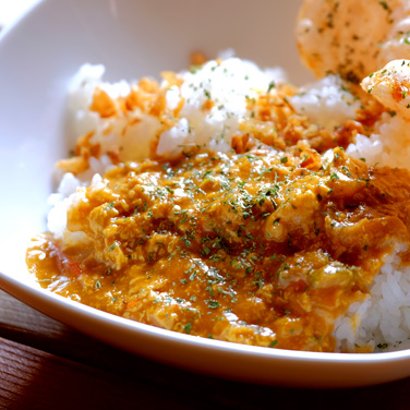 写真：プーパッポンカレー